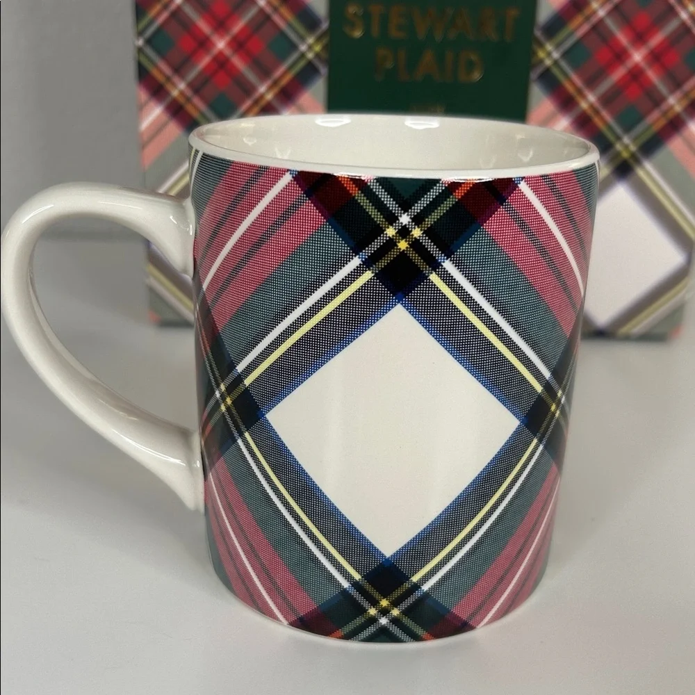Pottery Barn Stewart‎ Plaid Set of 4 Coffee Tea Classic Festive Mugs New in Box!
